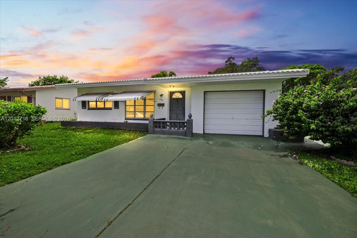 5721 NW 87th Avenue, Tamarac, FL 33321, Tamarac