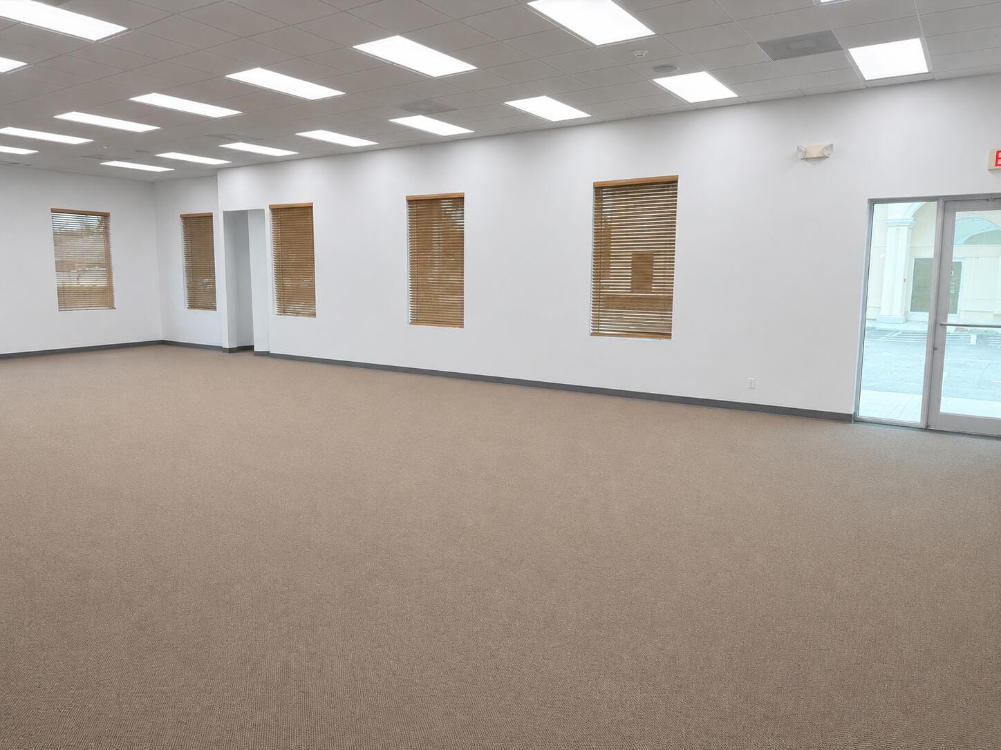 5055 S Congress Avenue 301 — photo 2