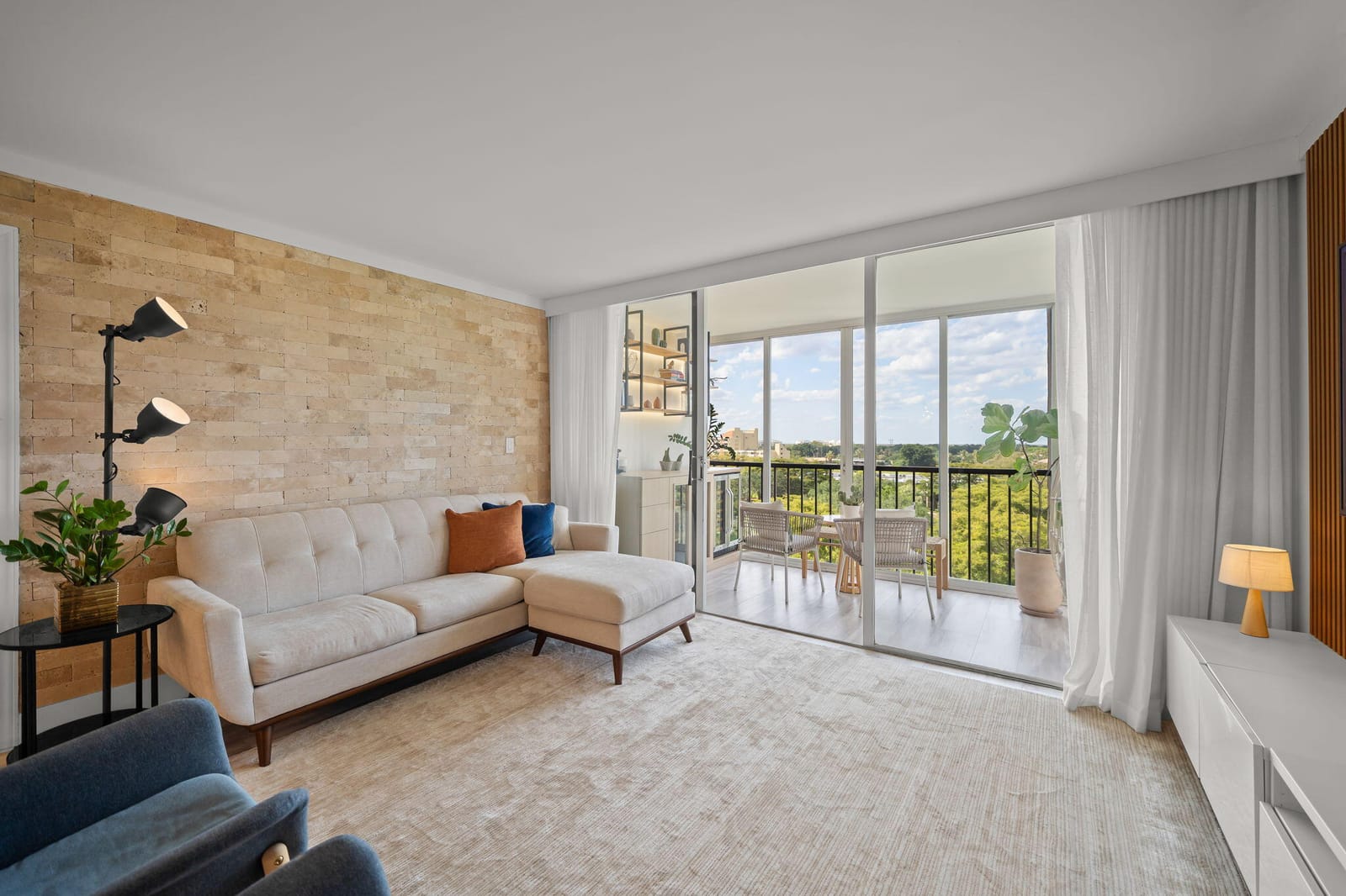 16300 Golf Club Road, Weston, FL 33326 photo 7