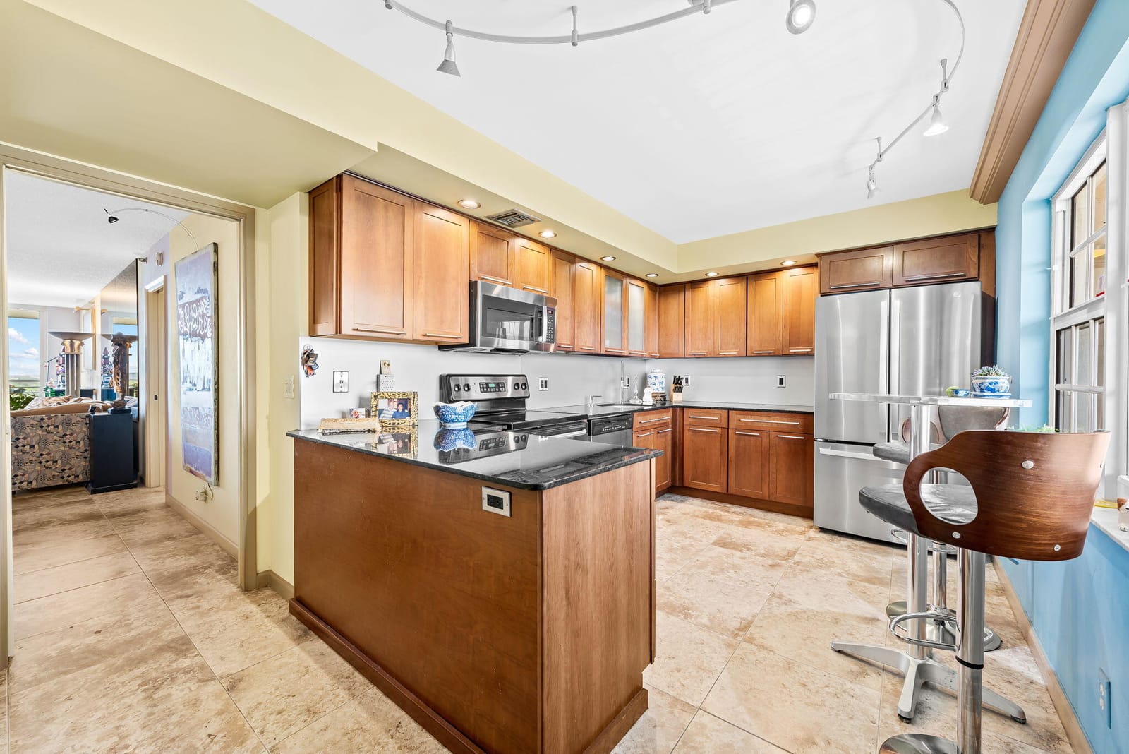 3510 Oaks Way 1002 — photo 5