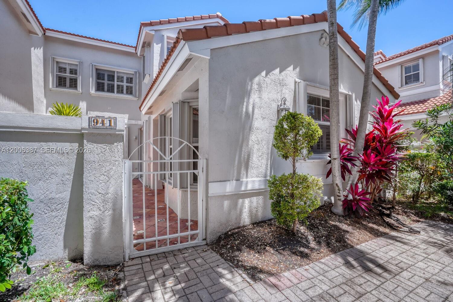 941 Doveplum Court, Hollywood, FL 33019, Hollywood