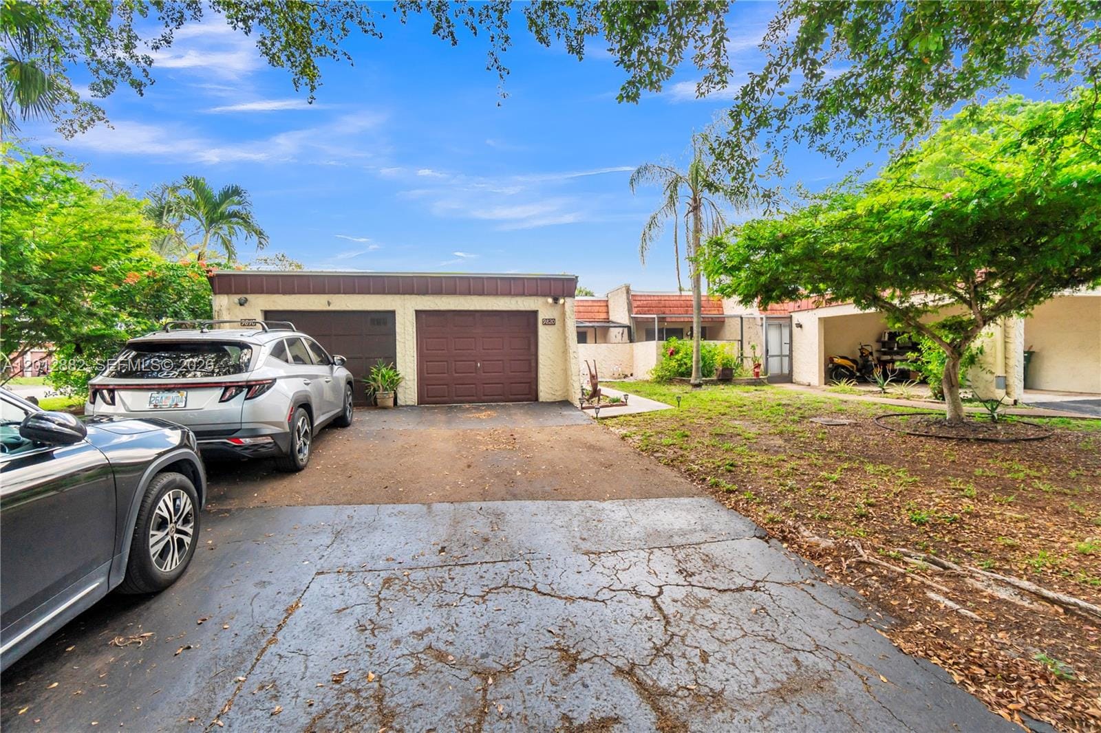 9820 NW 65th Court B13, Tamarac, FL 33321 photo 2