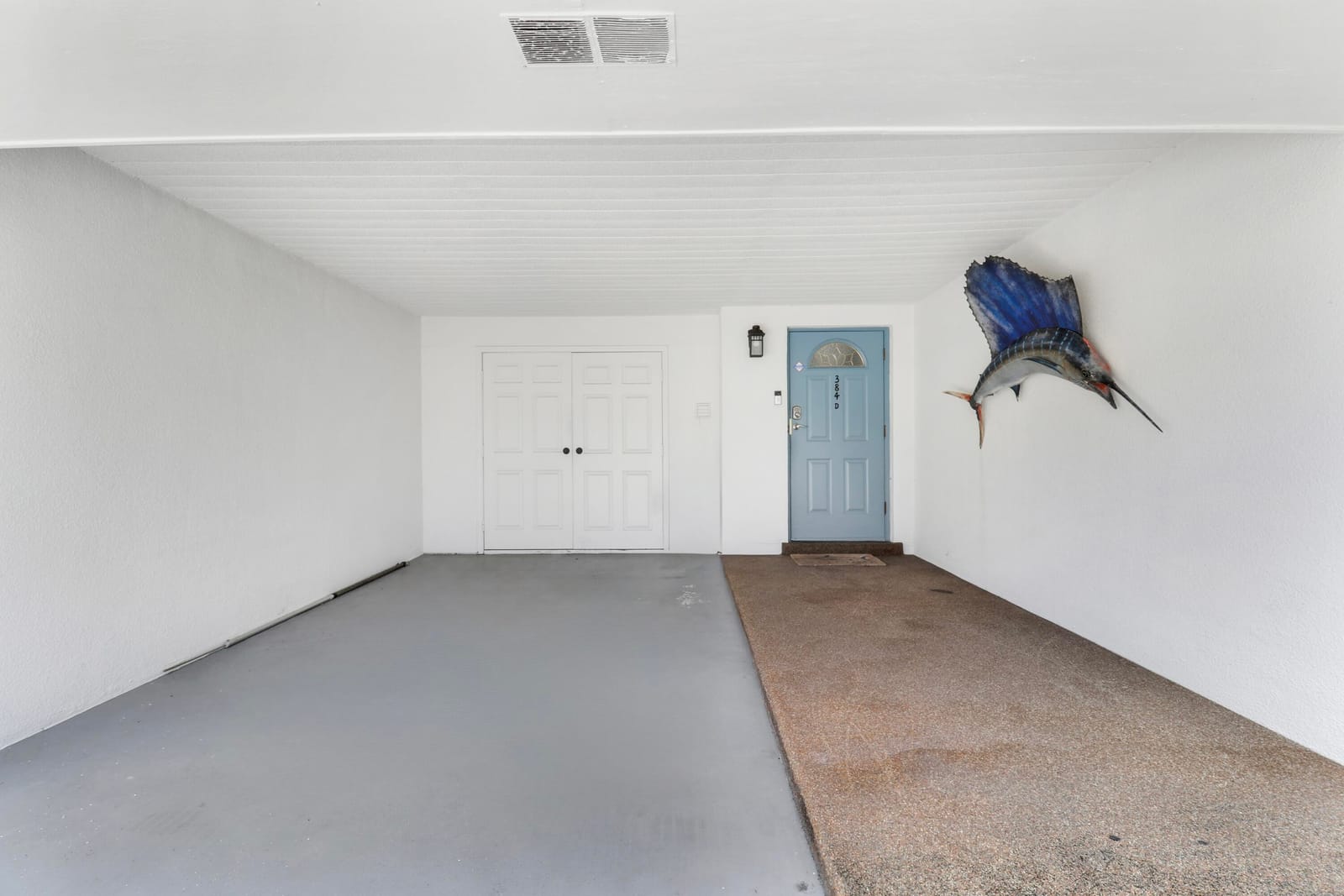 384 Golfview Road D — photo 2