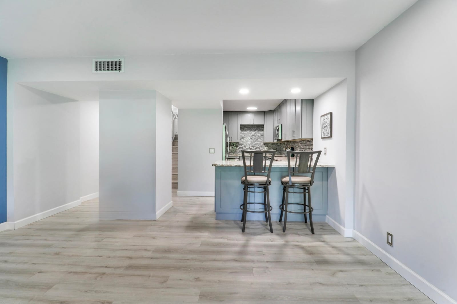 384 Golfview Road D — photo 9