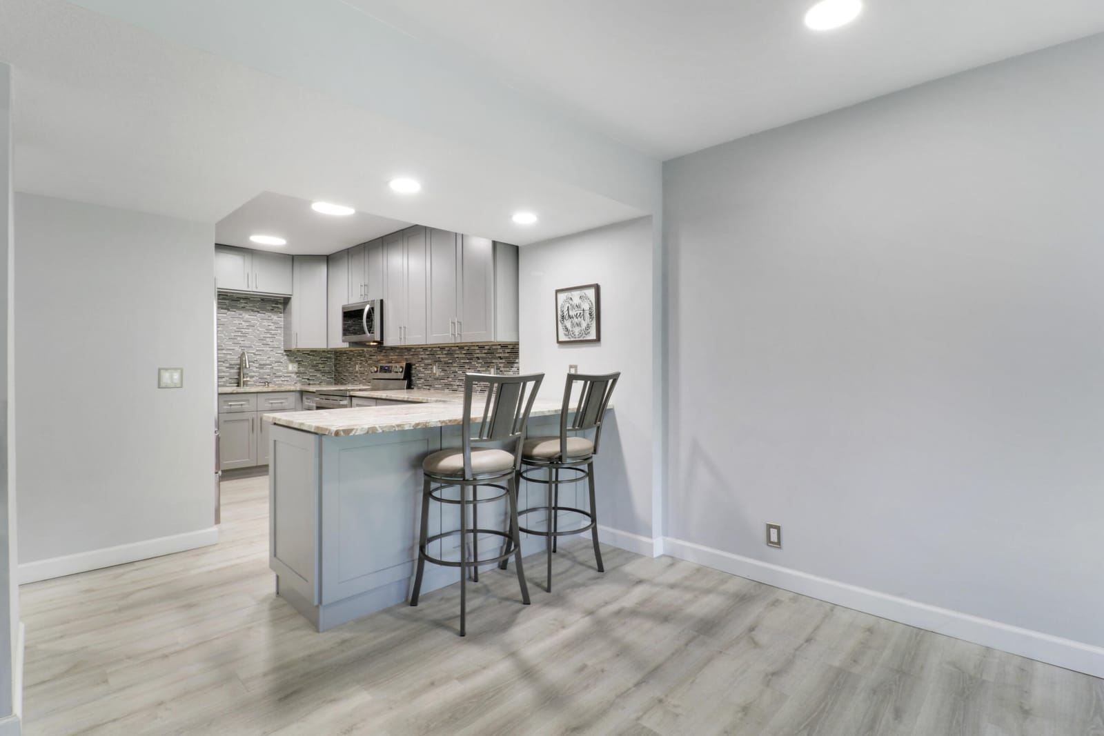 384 Golfview Road D — photo 10