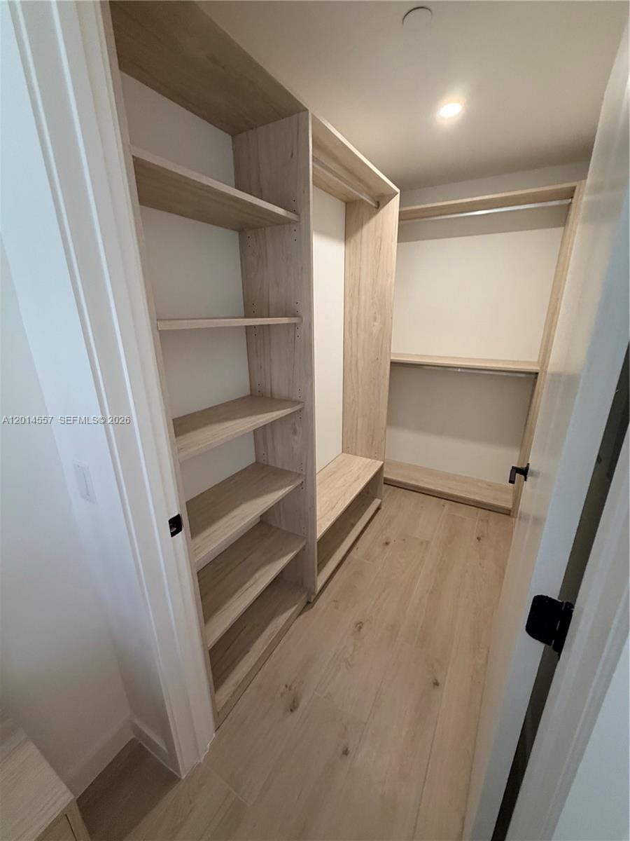 225 N Miami Avenue 907 — photo 5
