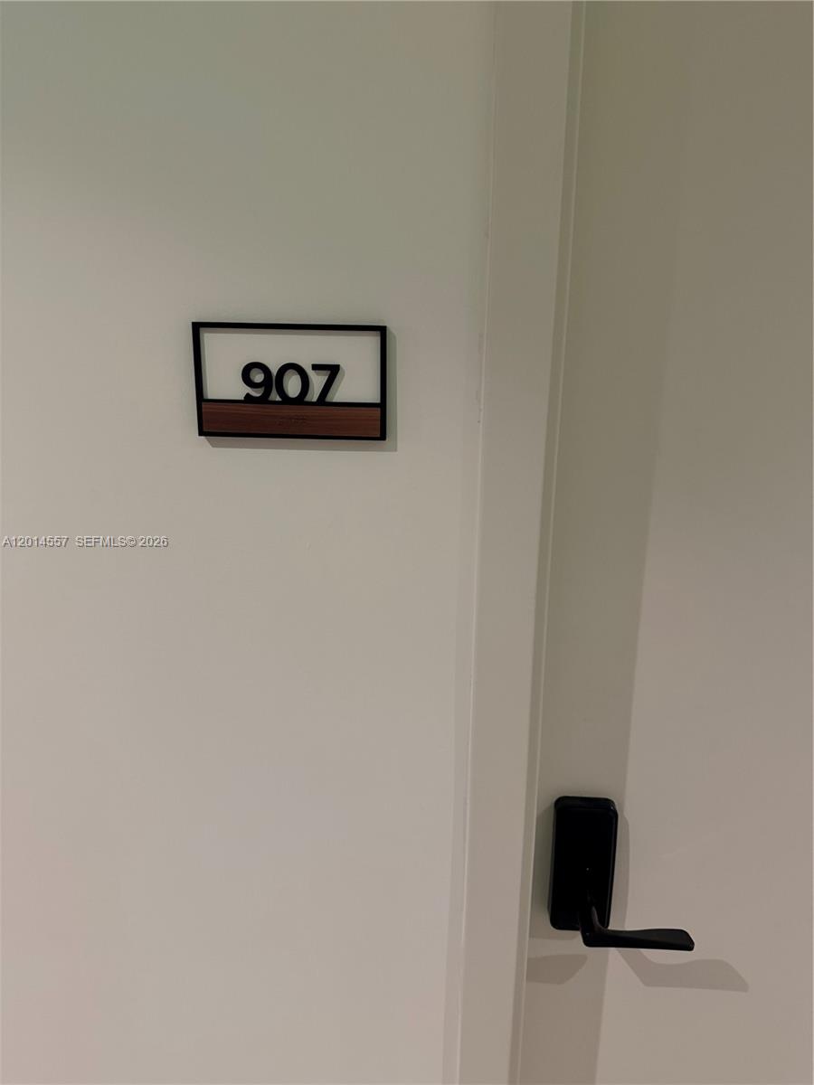 225 N Miami Avenue 907, Miami, FL 33128, Miami
