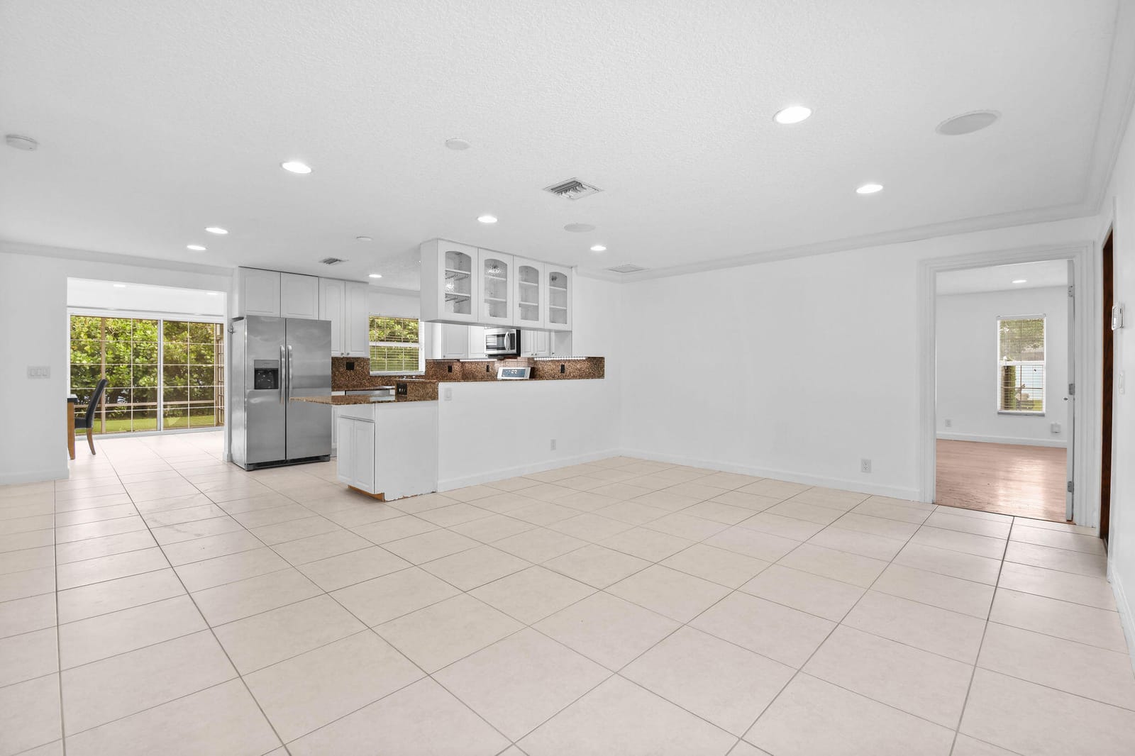 16582 Mellen Lane, Jupiter Farms, FL 33478 photo 2