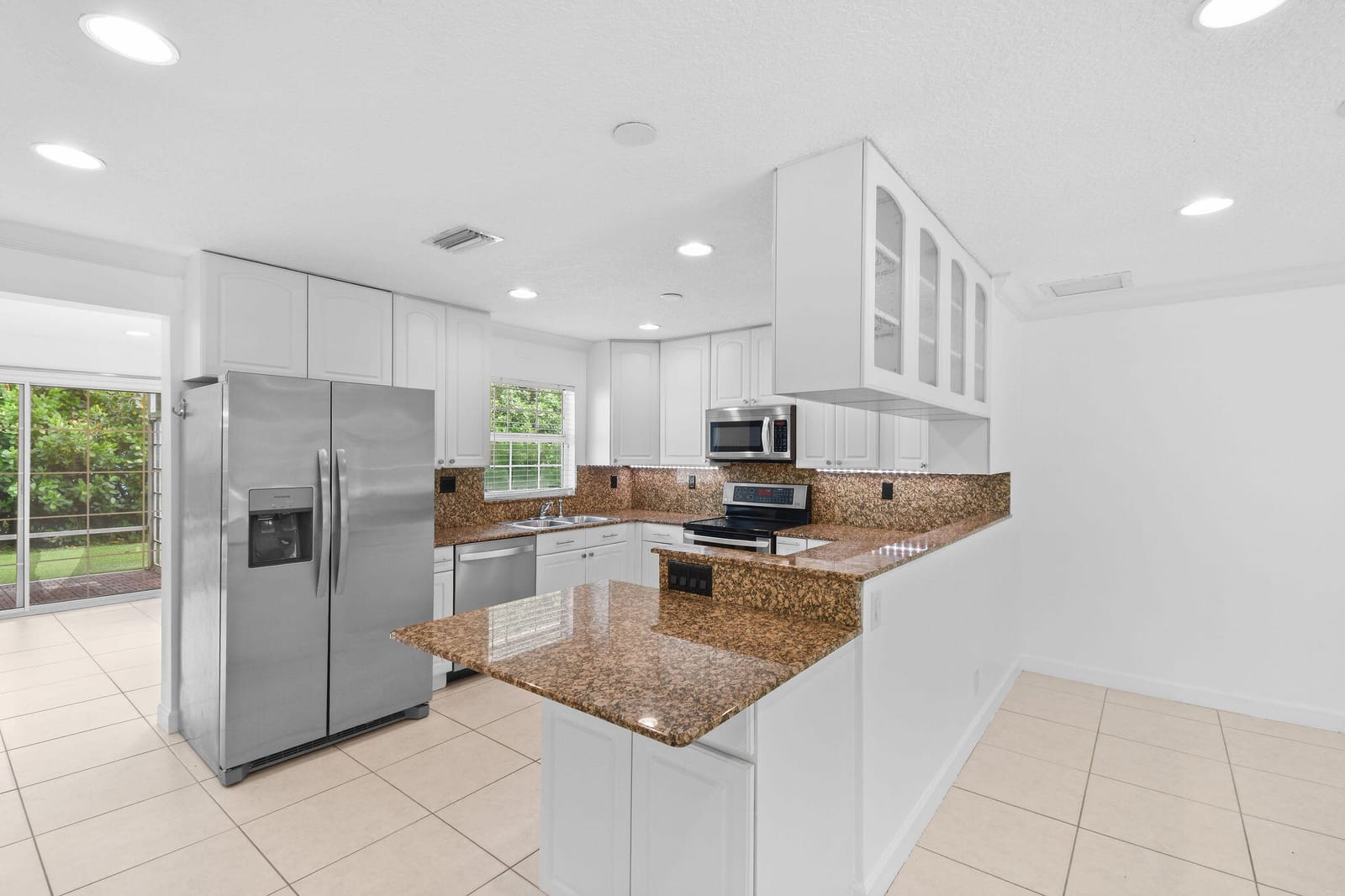 16582 Mellen Lane, Jupiter Farms, FL 33478 photo 3