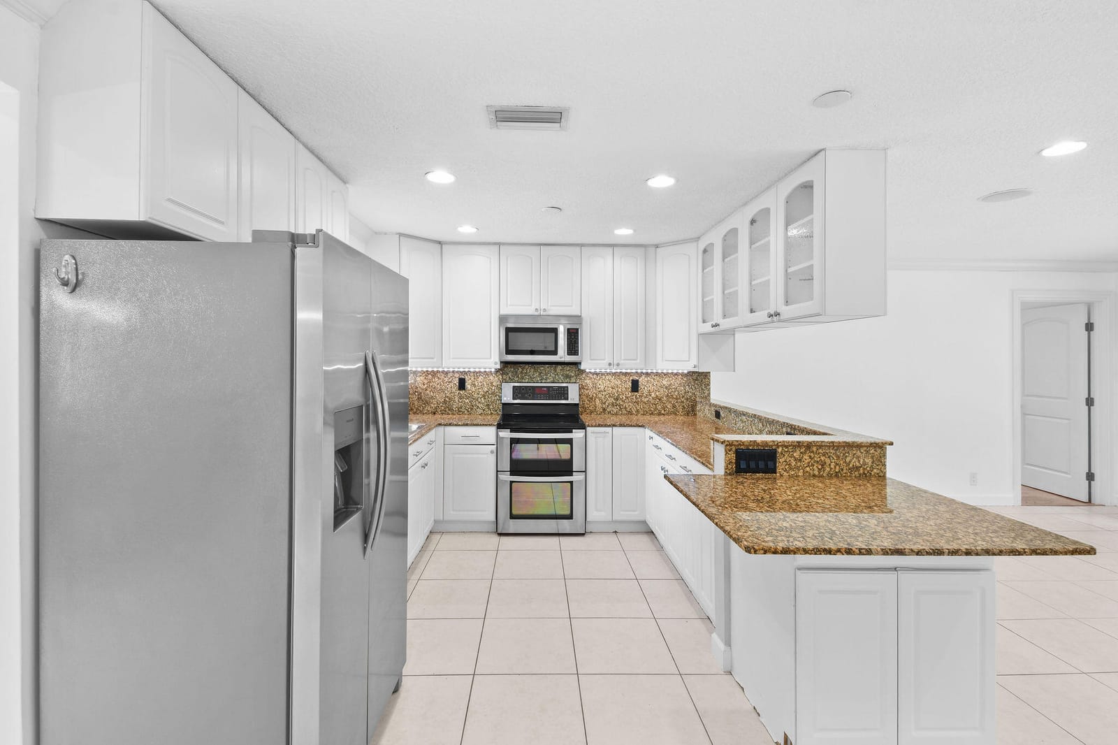 16582 Mellen Lane, Jupiter Farms, FL 33478 photo 4