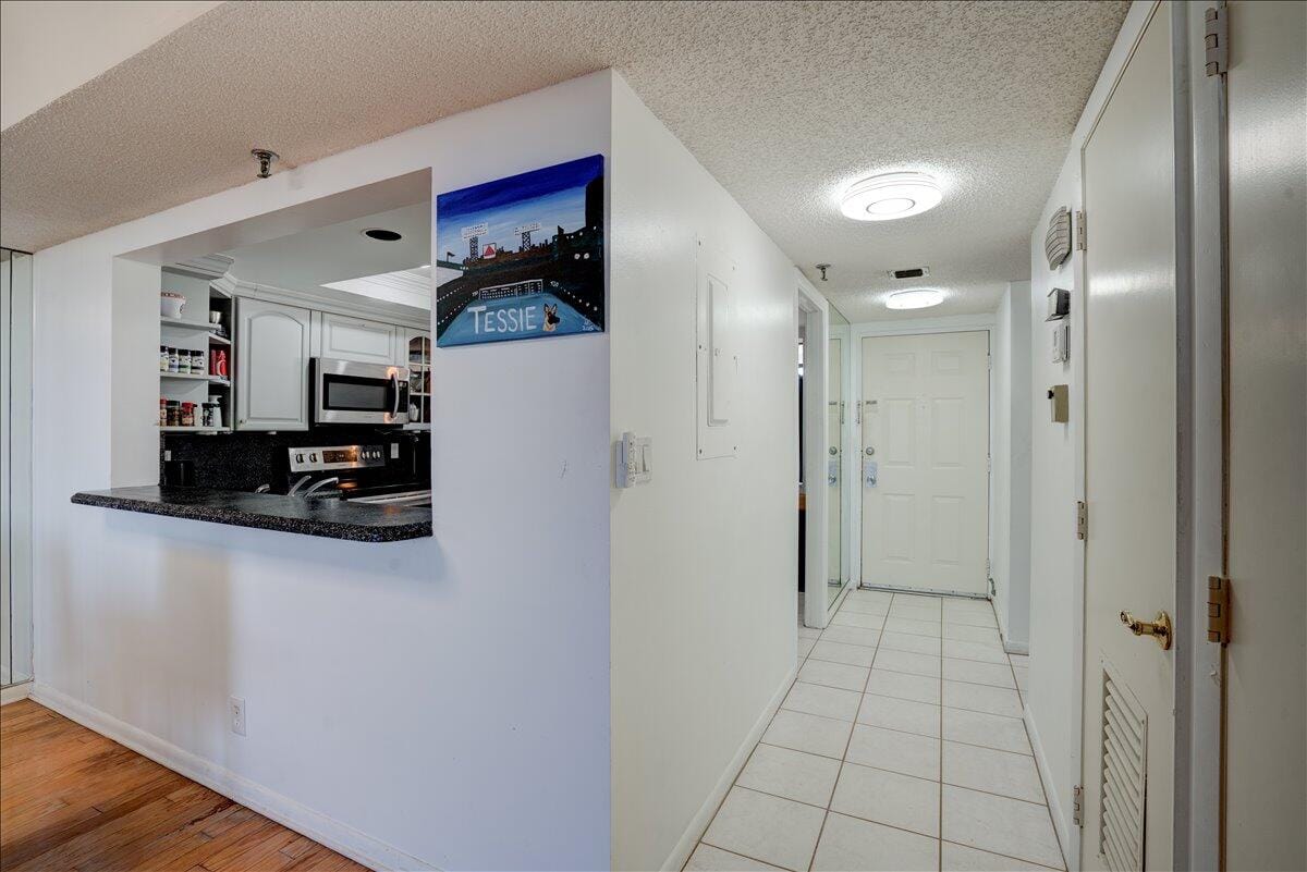 7030 Half Moon Circle 515, Hypoluxo, FL 33462 photo 13