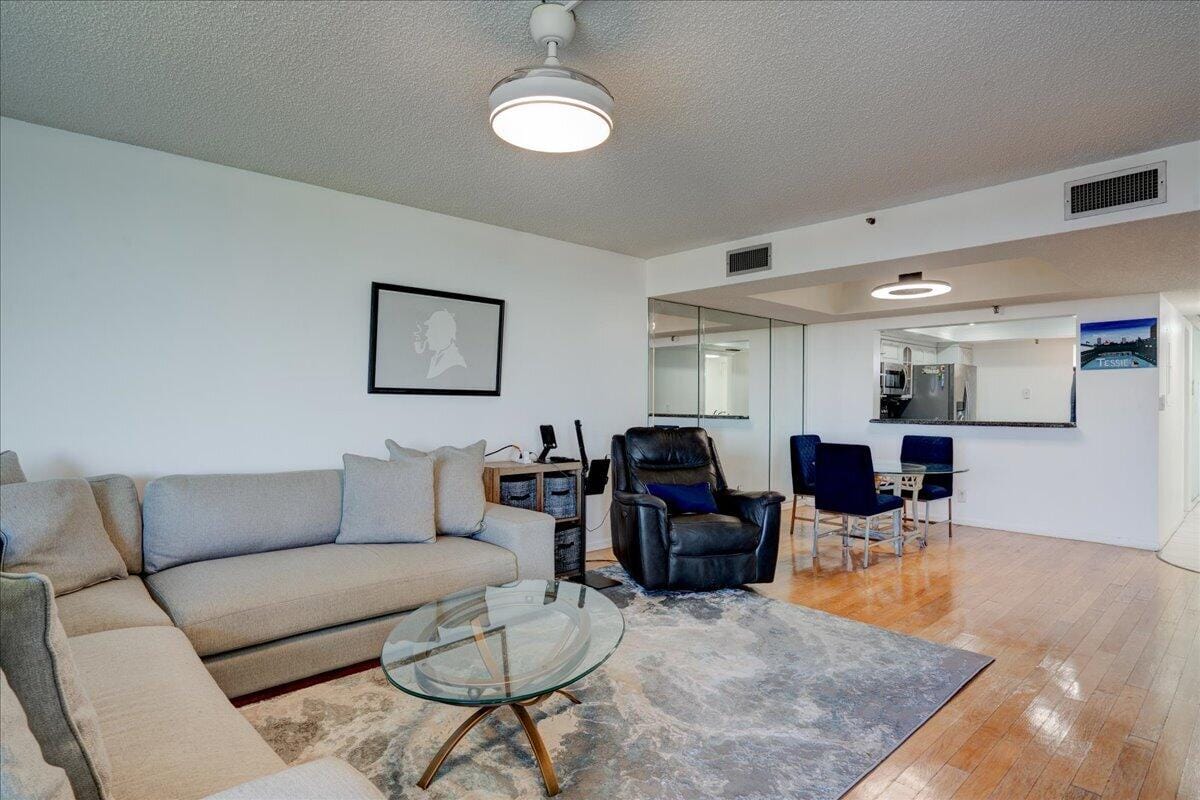 7030 Half Moon Circle 515, Hypoluxo, FL 33462 photo 18
