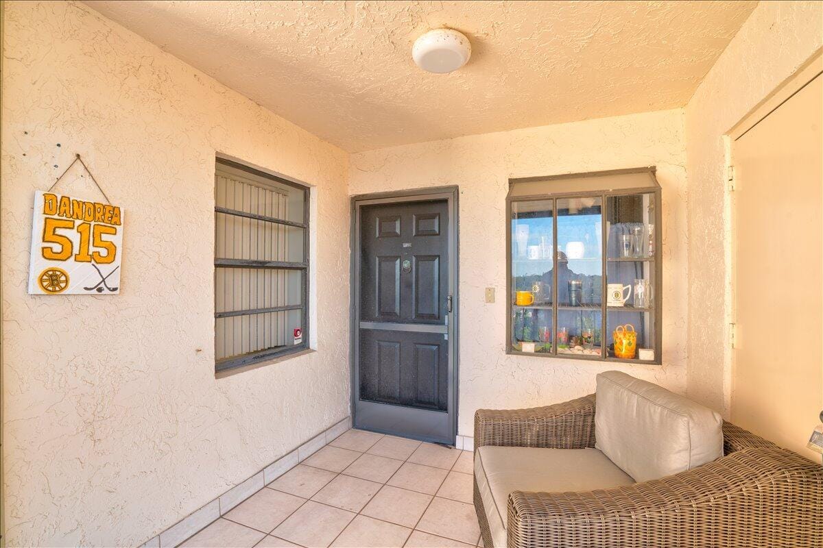 7030 Half Moon Circle 515 — photo 4