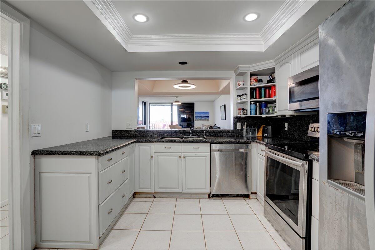 7030 Half Moon Circle 515 — photo 8