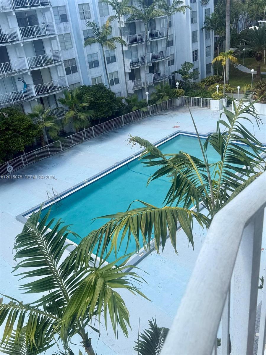 488 NW 165th St Road B512, Miami, FL 33169, Miami