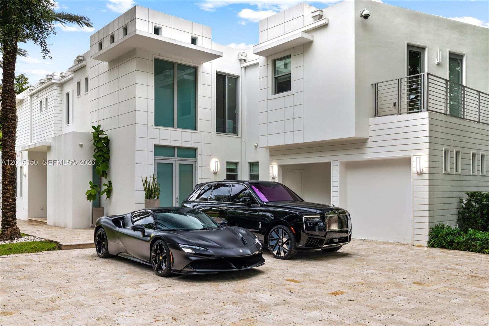 3917 S Le Jeune Road -, Miami, FL 33146, Miami