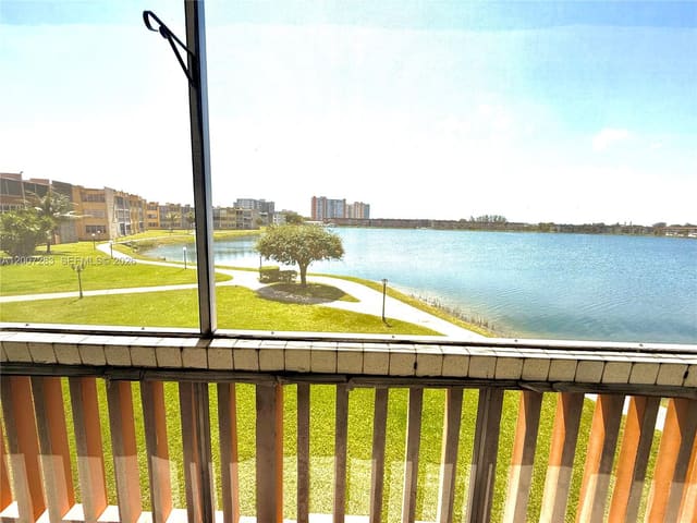 1591 NE Miami Gardens Drive 205, Miami, FL 33179