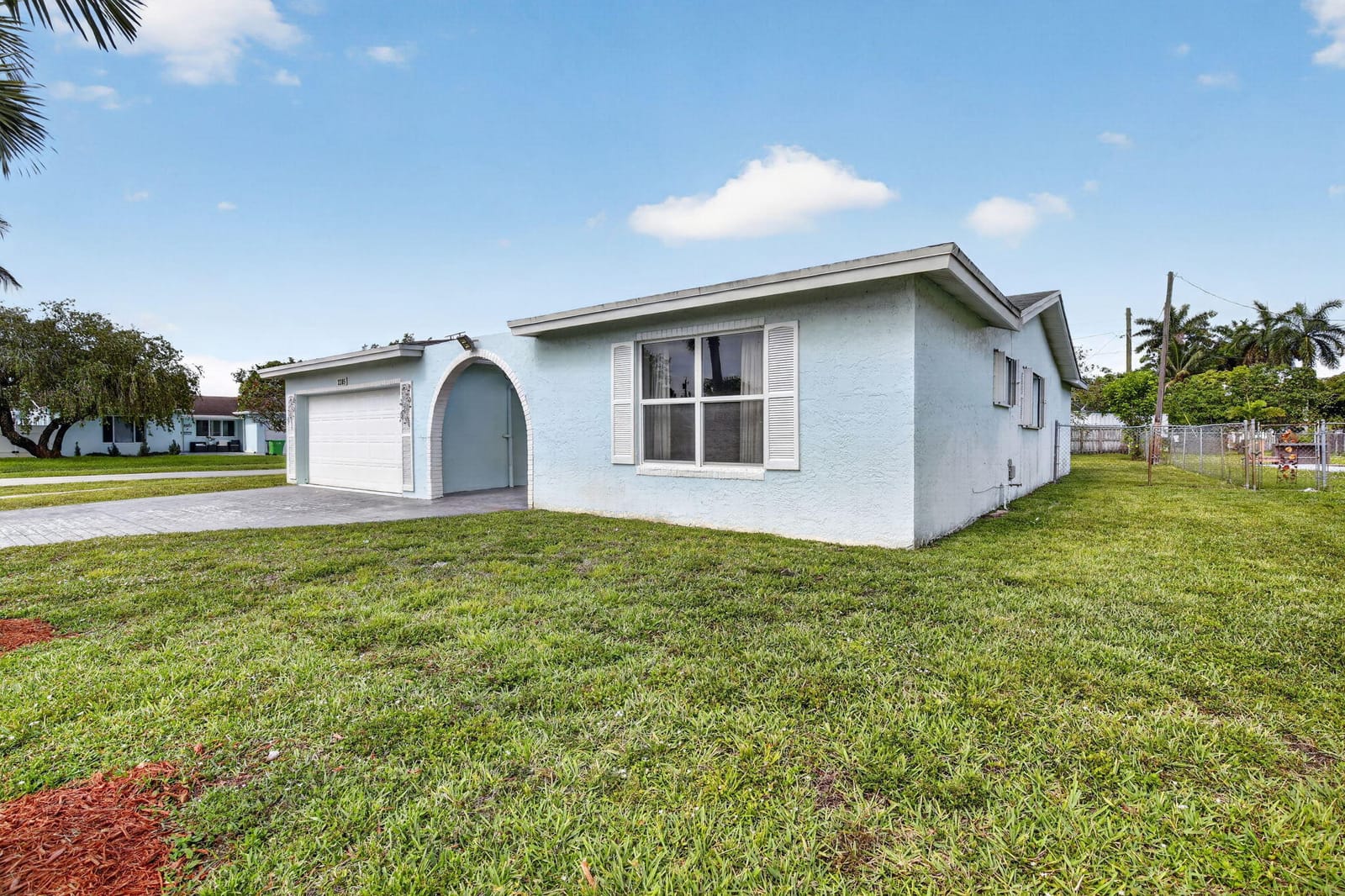 2205 NW 72nd Avenue, Sunrise, FL 33313