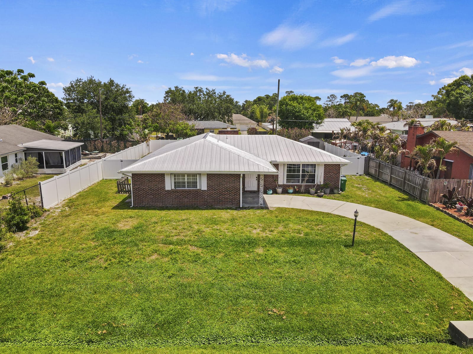1609 SE Clearmont Street, Port St. Lucie, FL 34983