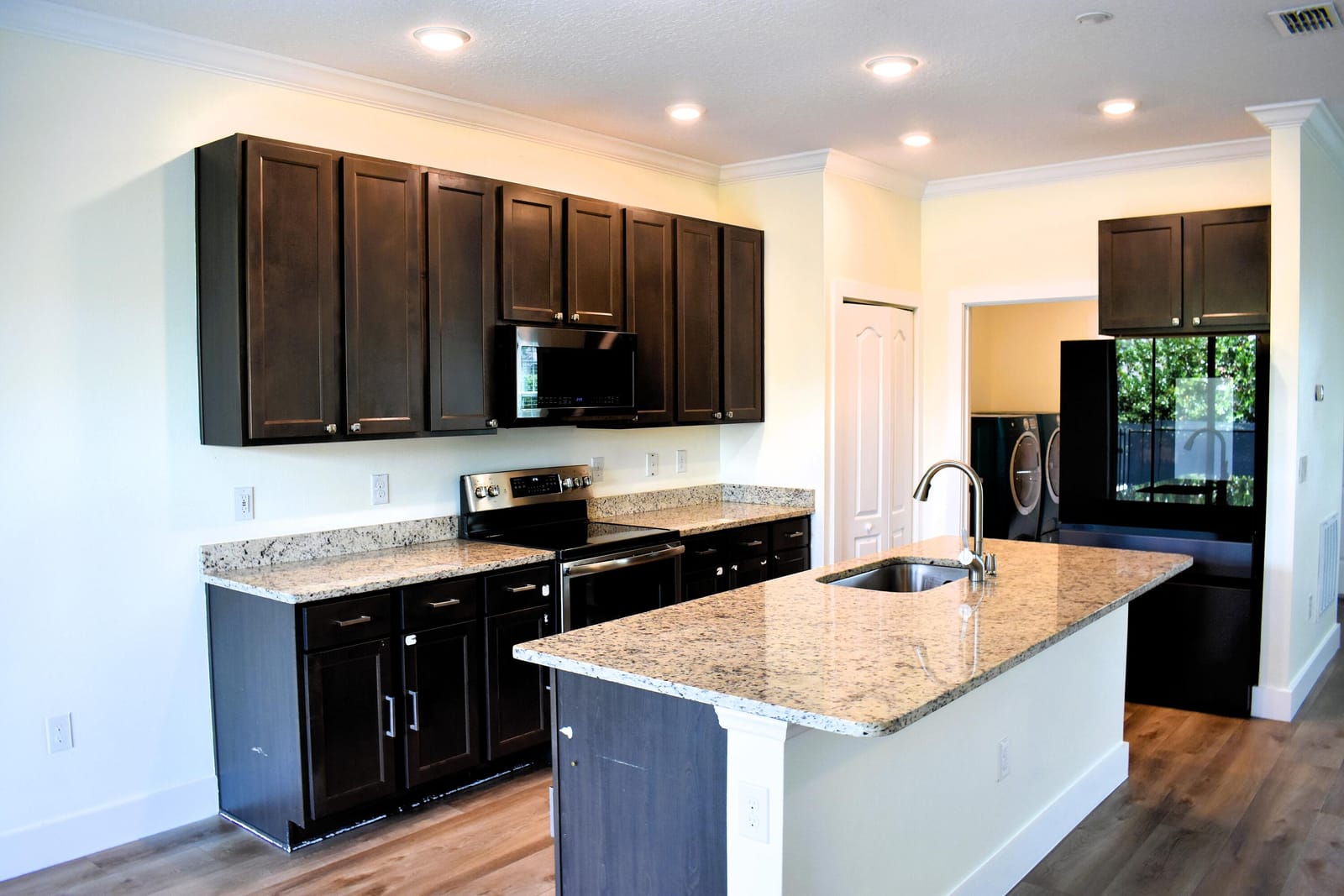 1217 SW Marmore Avenue — photo 4