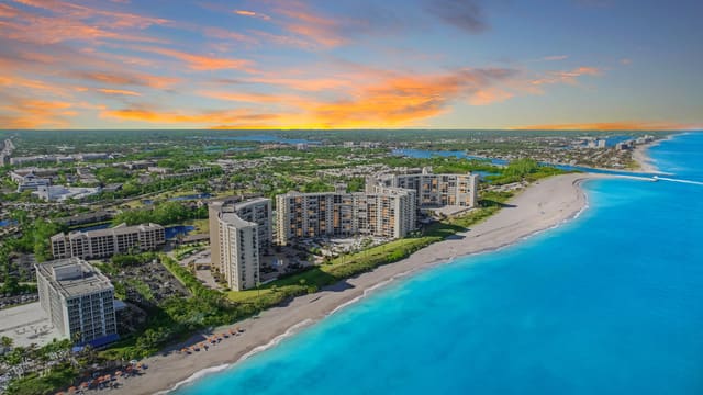300 Ocean Trail Way 709, sold in Ocean Trail Condo V, Jupiter, FL