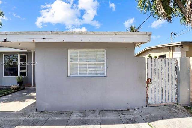 10710 SW 43rd Lane 1, Miami, FL 33165
