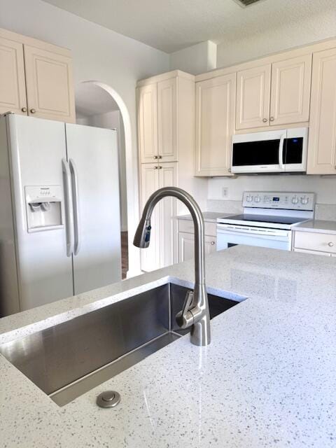 7842 Exeter Boulevard E — photo 11