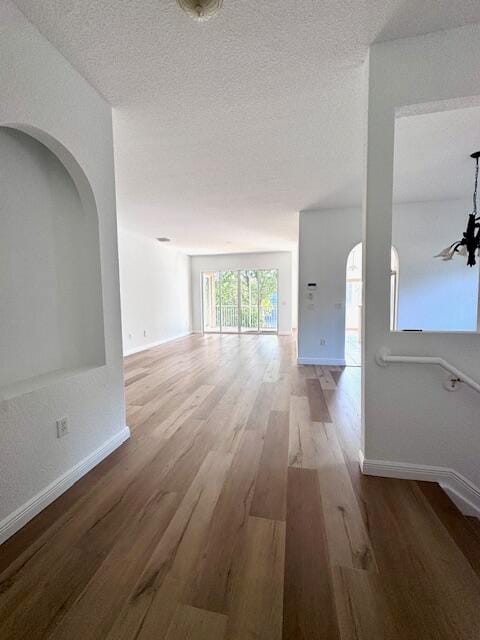 7842 Exeter Boulevard E — photo 4
