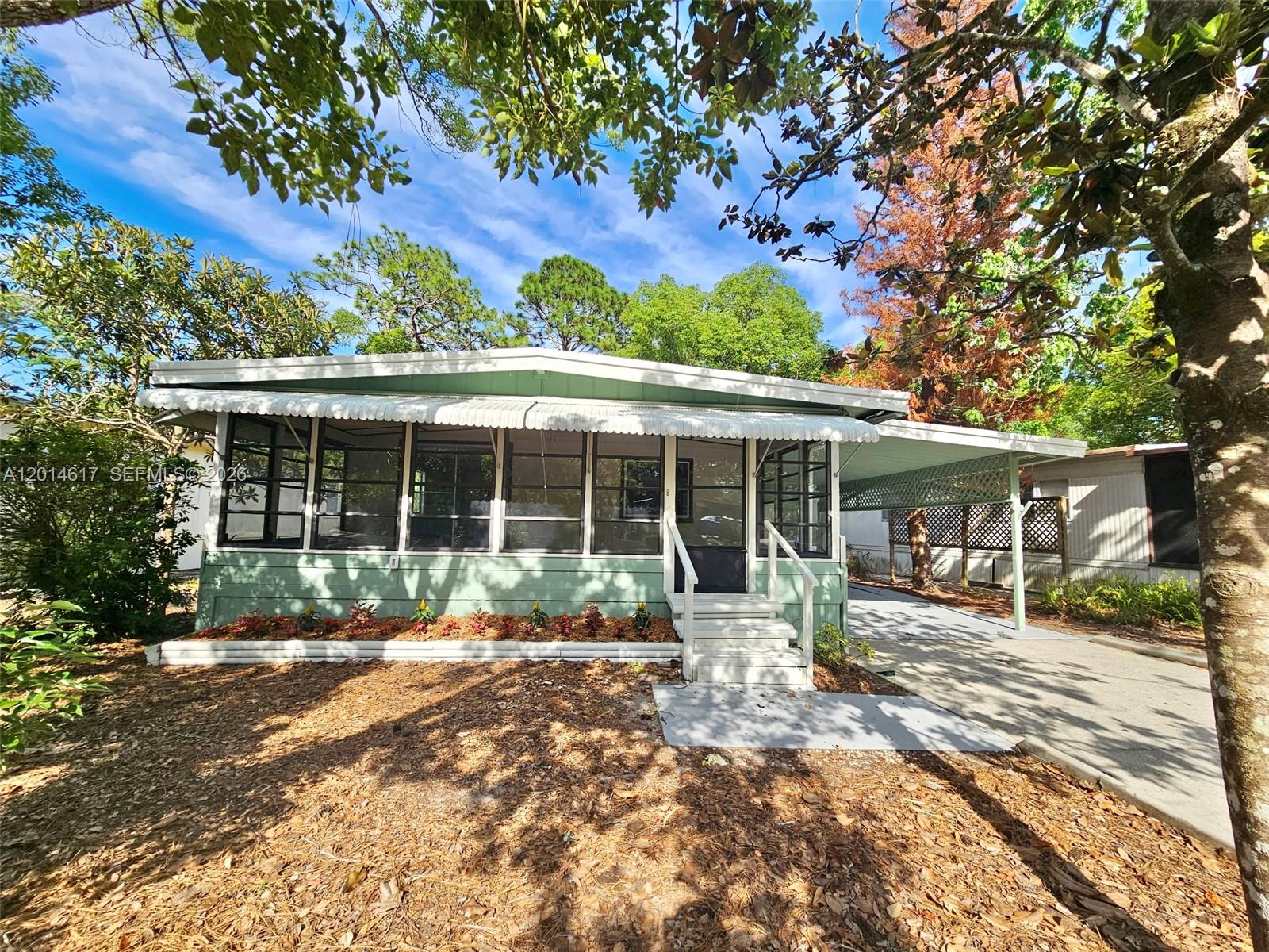 318 N Forest Boulevard, FL 32746, Lake Mary