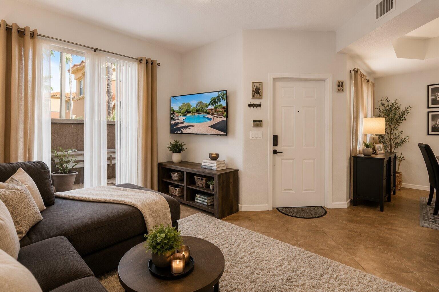 2315 Clipper Place — photo 2
