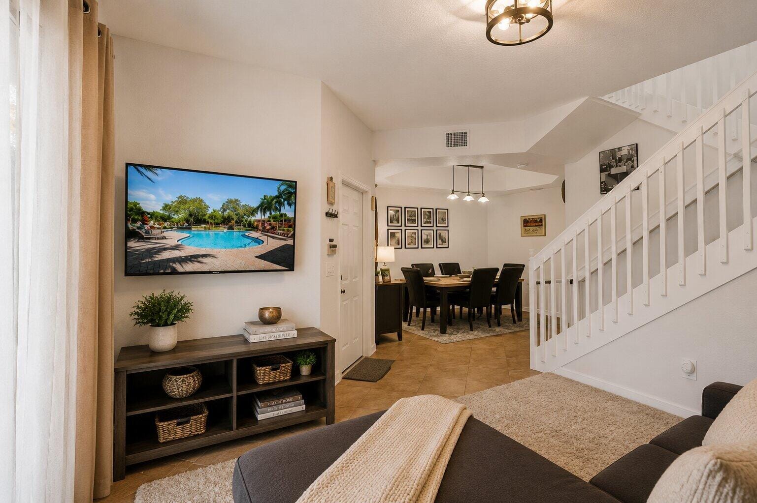2315 Clipper Place — photo 3