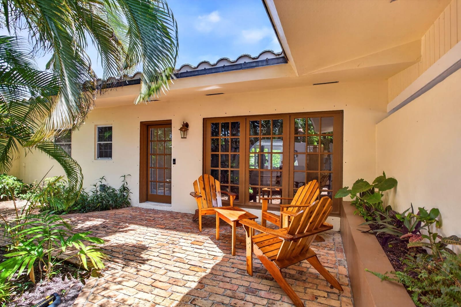 581 SE 11th Street, Pompano Beach, FL 33060 photo 4