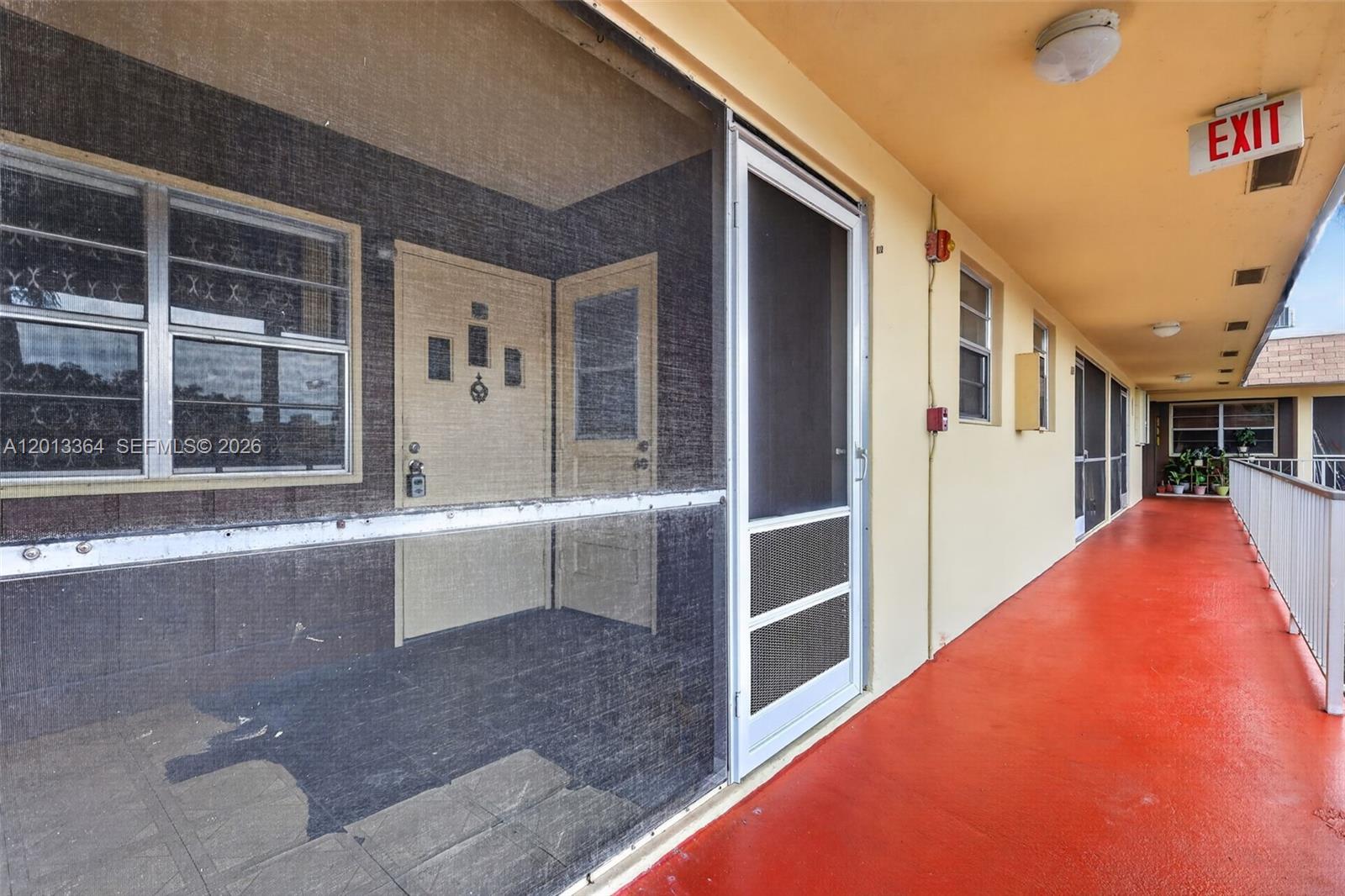 2040 NW 81st Avenue 122, Pembroke Pines, FL 33024, Pembroke Pines