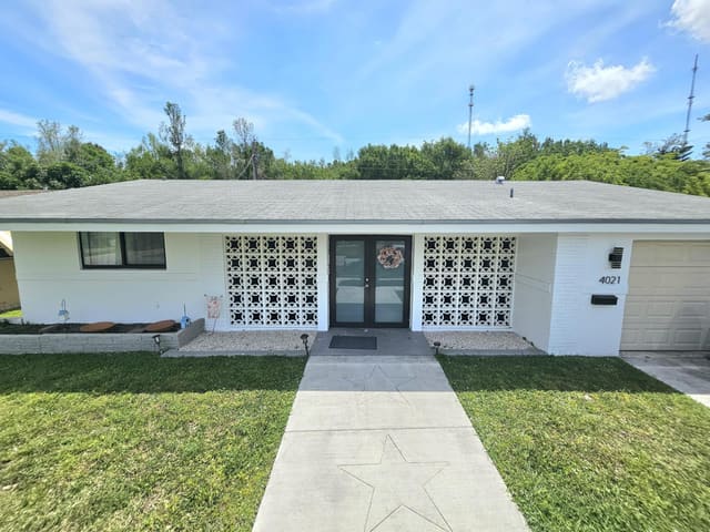 4021 E Shore Road, sold in Miramar Isles, Miramar, FL