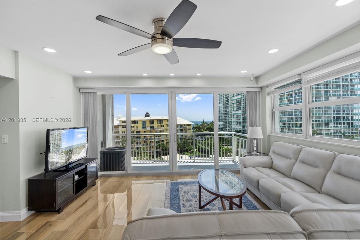 1920 S Ocean Drive 701 — photo 2
