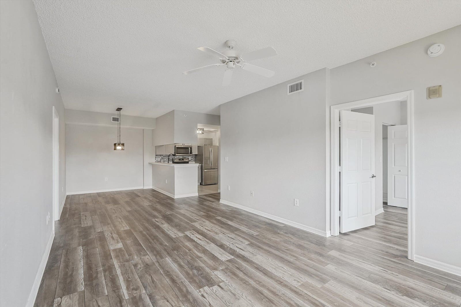 2813 Grande Parkway 304, Palm Beach Gardens, FL 33410 photo 10