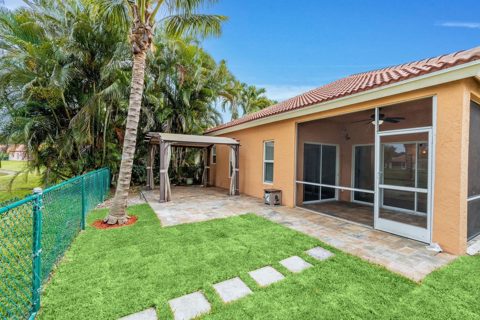 5122 Elpine Way, Riviera Beach, FL 33418 photo 7