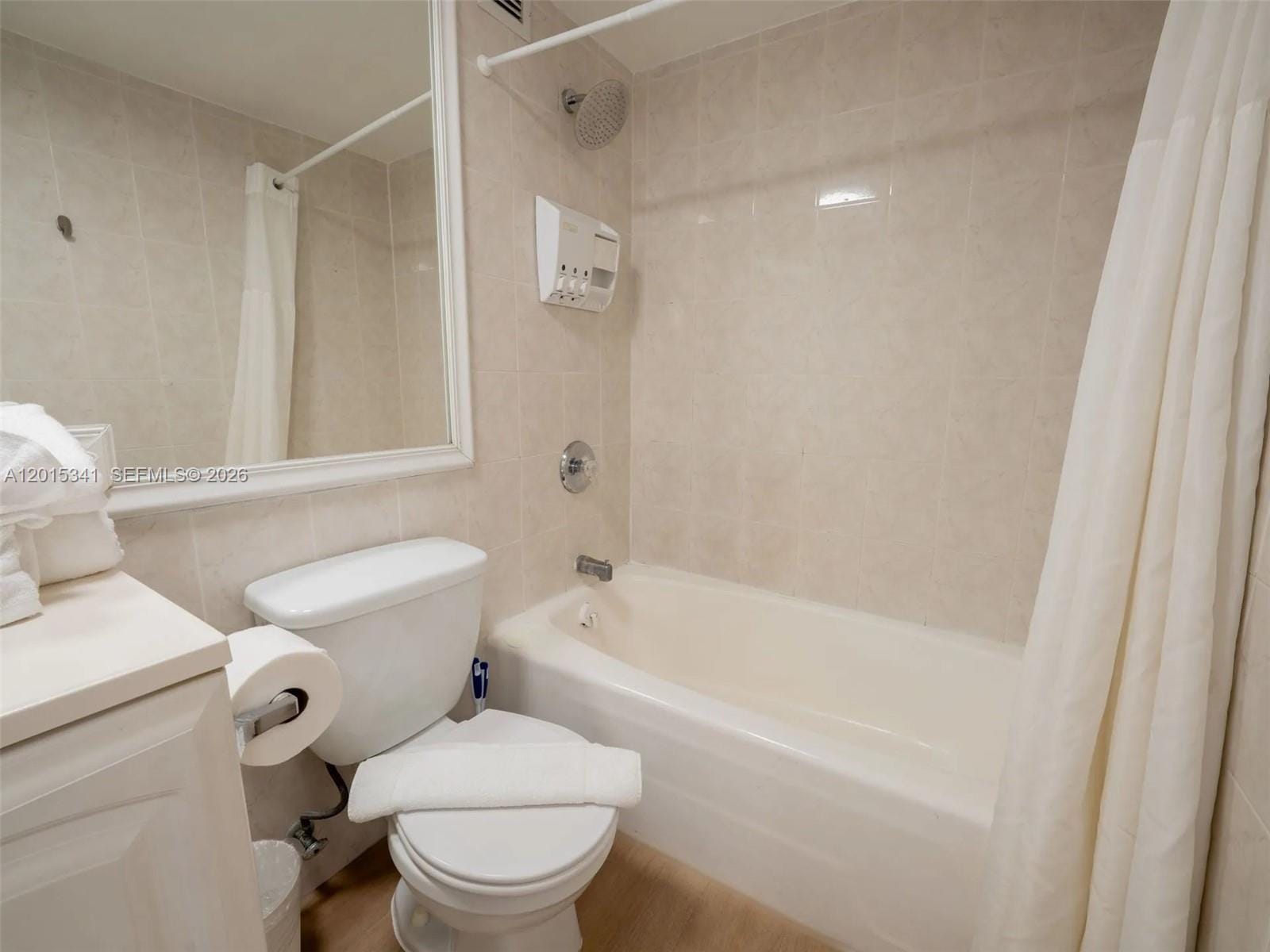 5445 Collins Avenue 1718, Miami Beach, FL 33140 photo 5