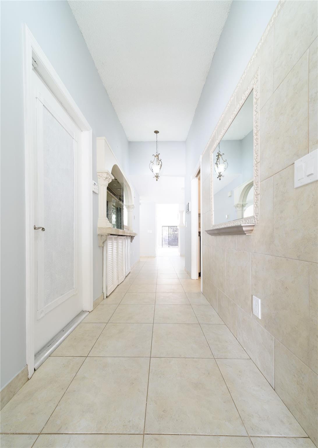 6680 Canary Palm Circle — photo 5