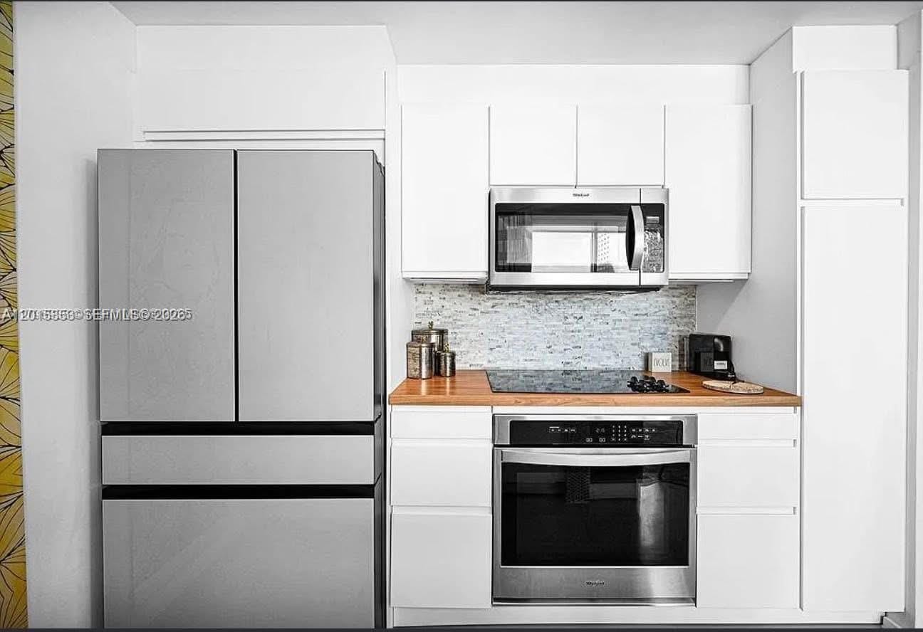 300 S Biscayne Boulevard L-1232, Miami, FL 33131 photo 9