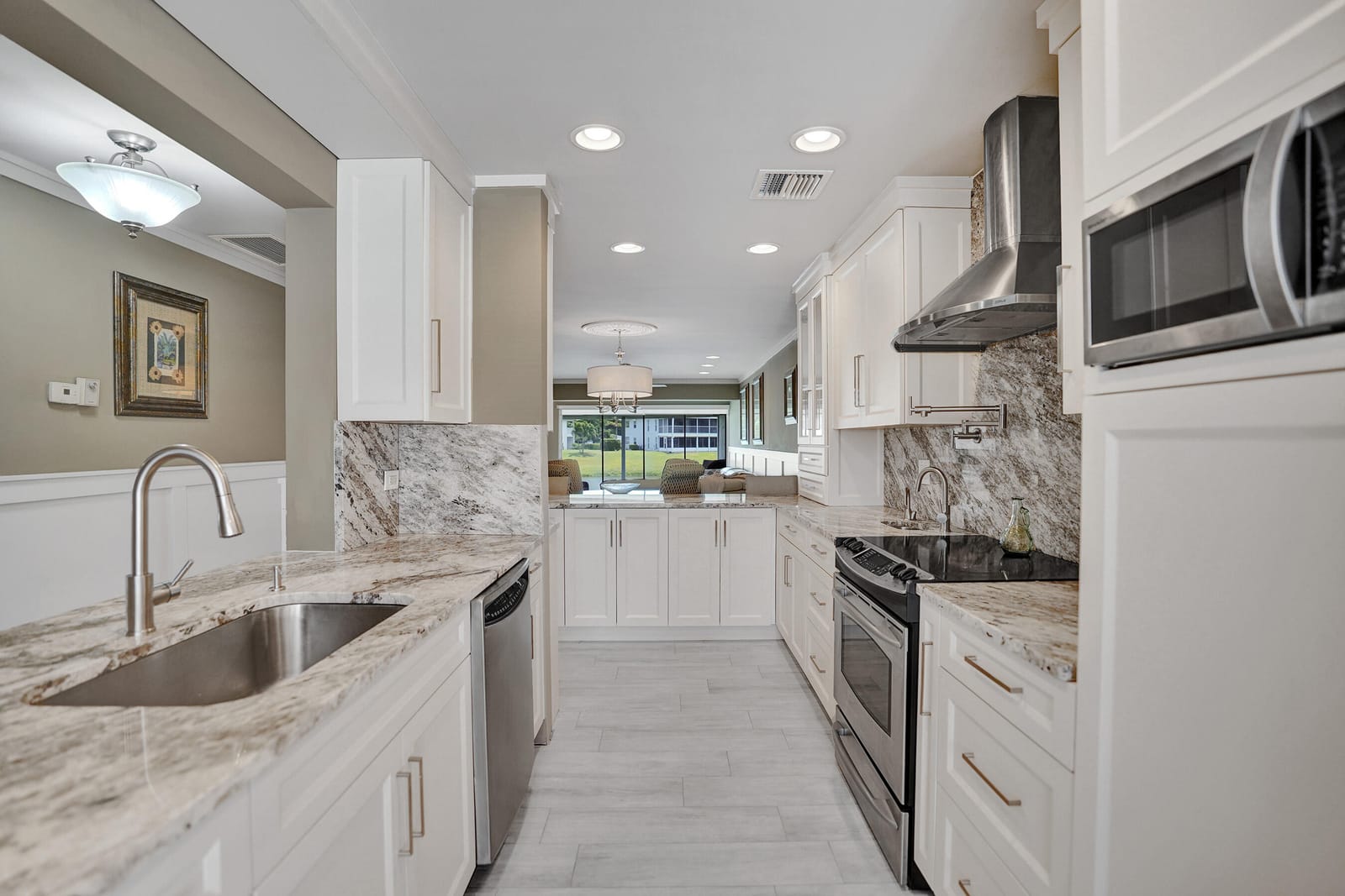 2820 SW 13th Street 101 — photo 10