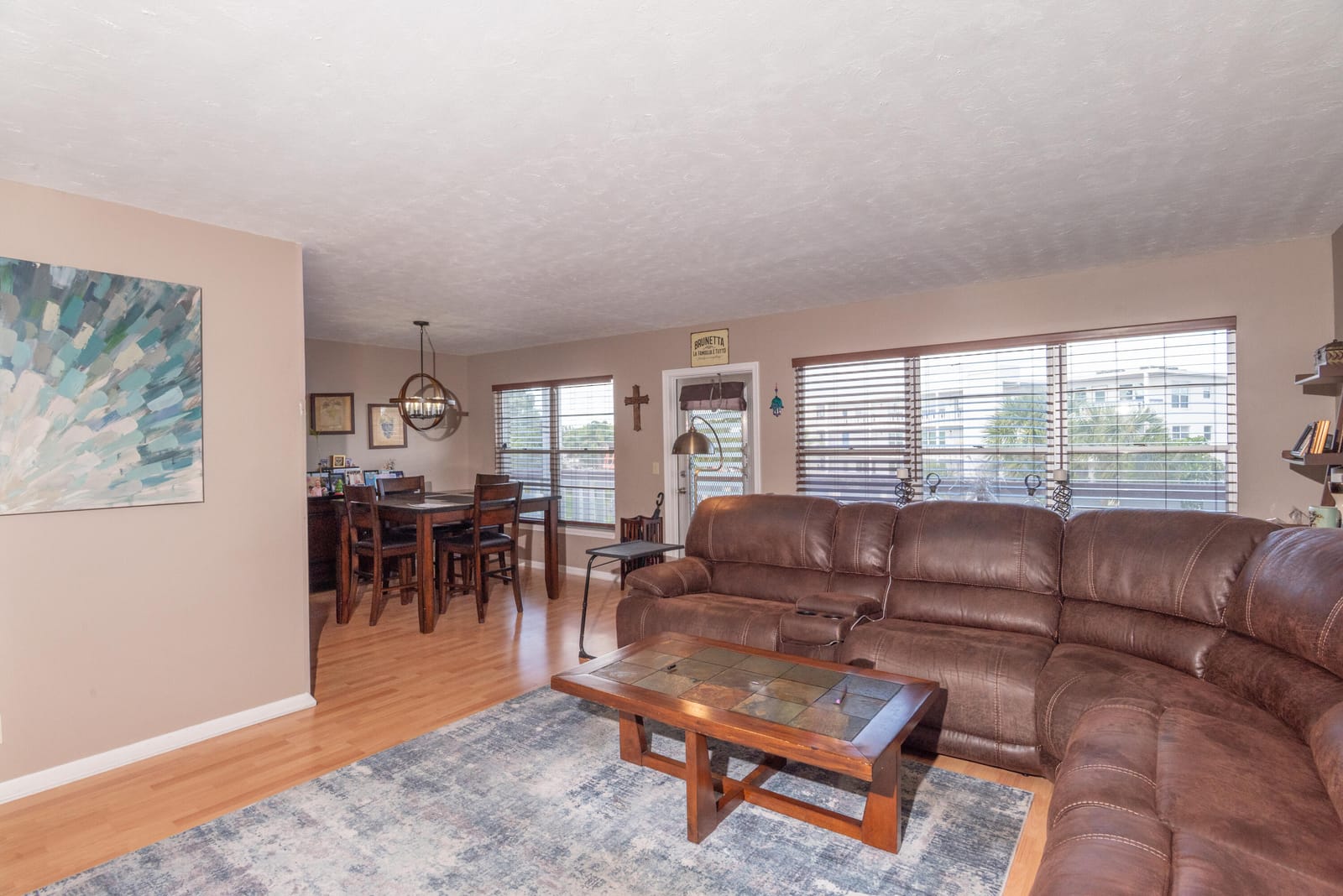 303 Greenbrier C — photo 8