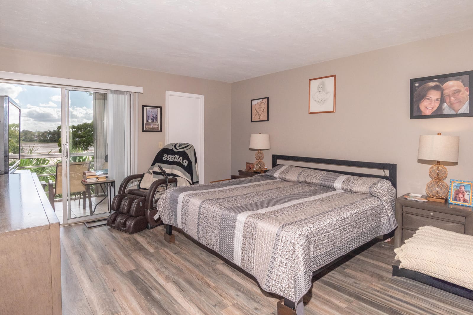 303 Greenbrier C — photo 10