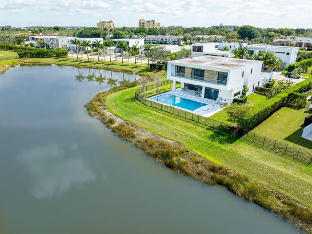 16553 Botaniko Drive S, Botaniko, Weston, FL