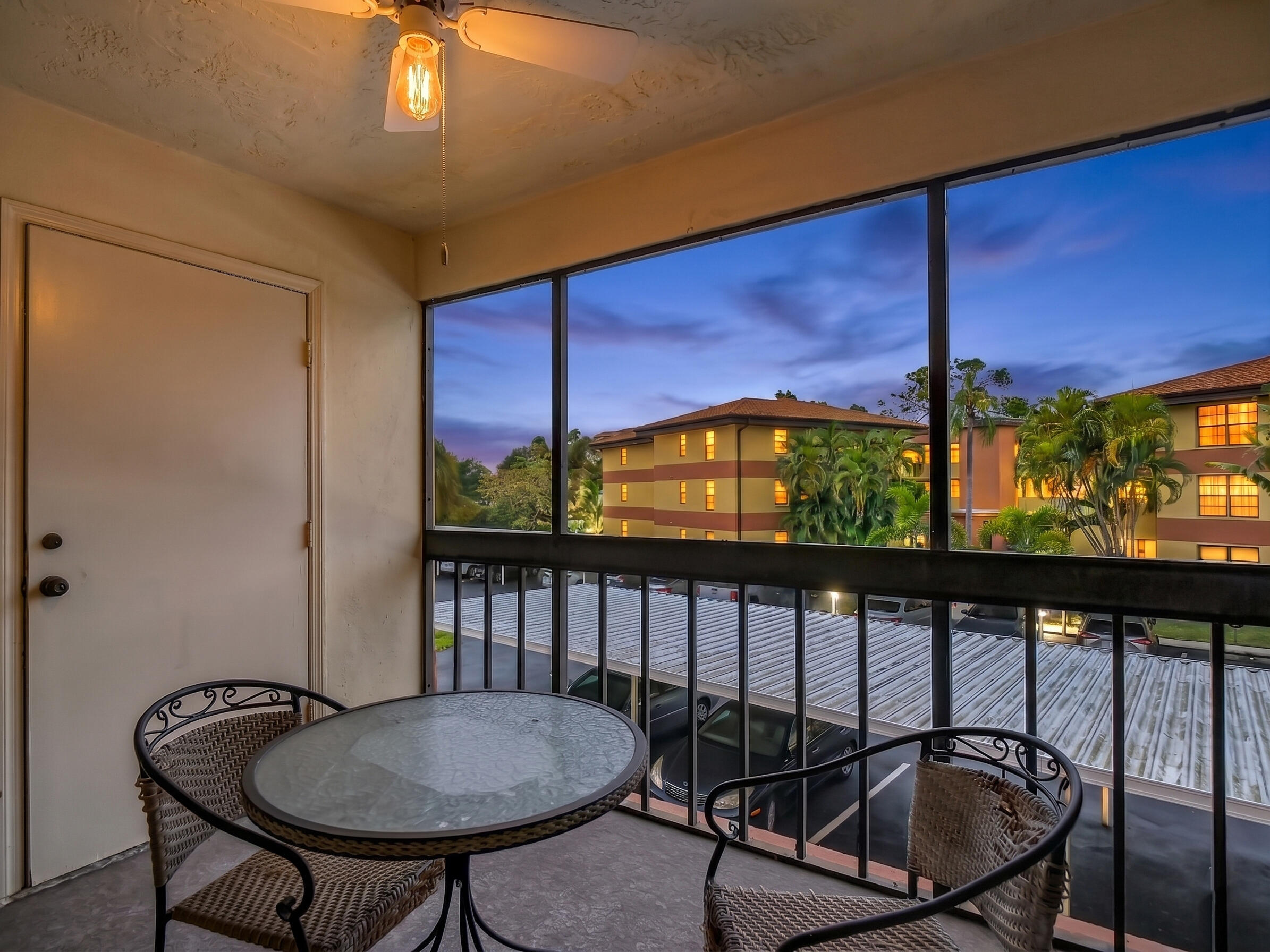 6146 Whiskey Creek Drive — photo 3