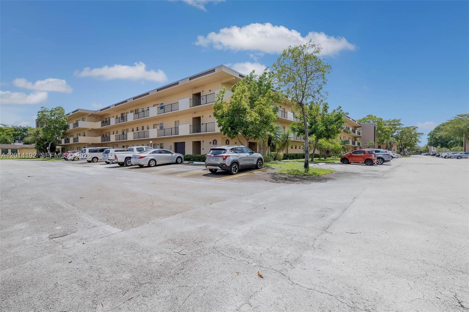 100 Berkley Road 106, Hollywood, FL 33024 photo 2