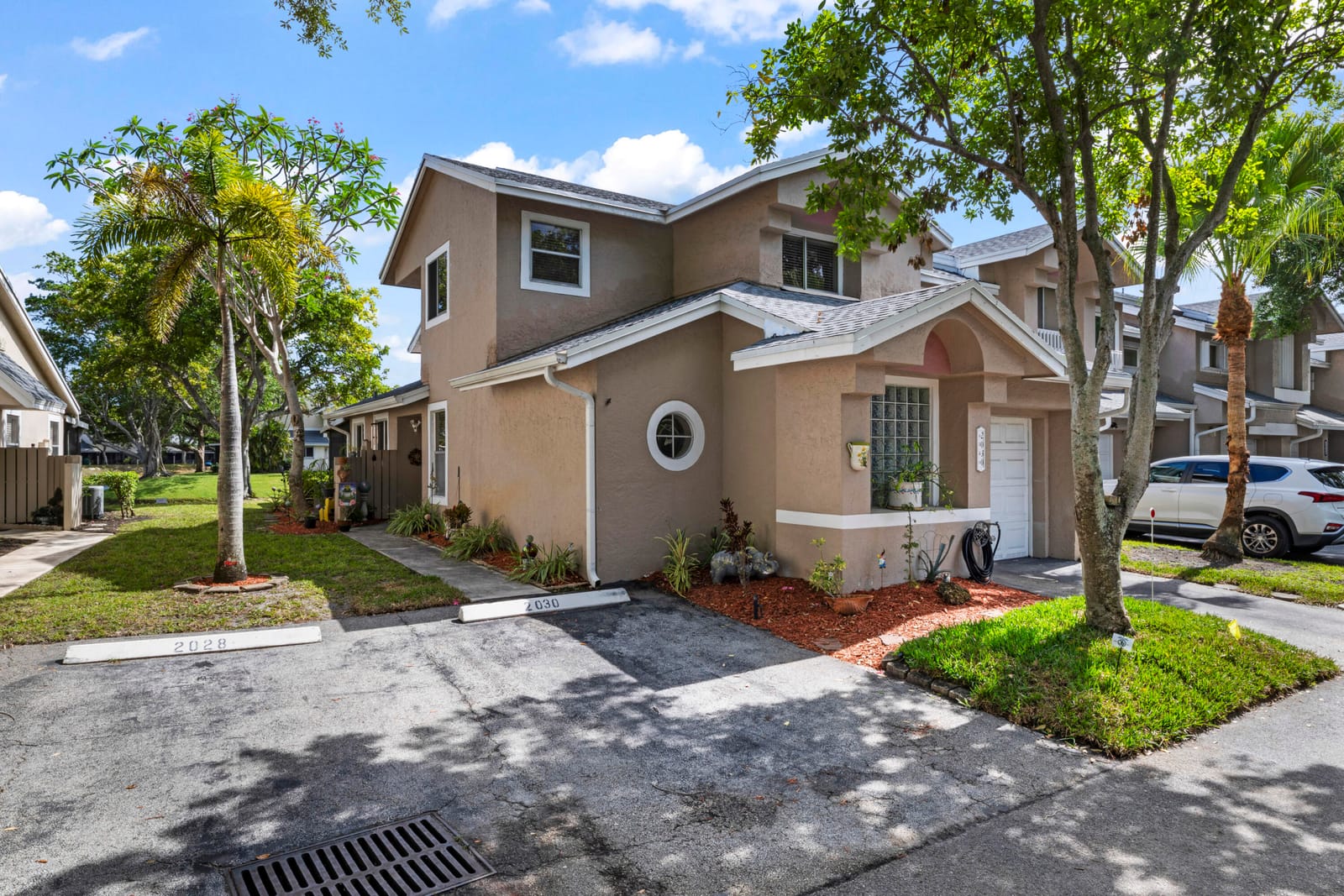 2030 Discovery Circle E, Deerfield Beach, FL 33442 photo 2