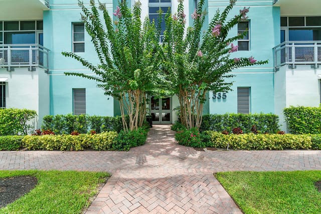 335 SE 6th Avenue 304, Delray Beach, FL 33483