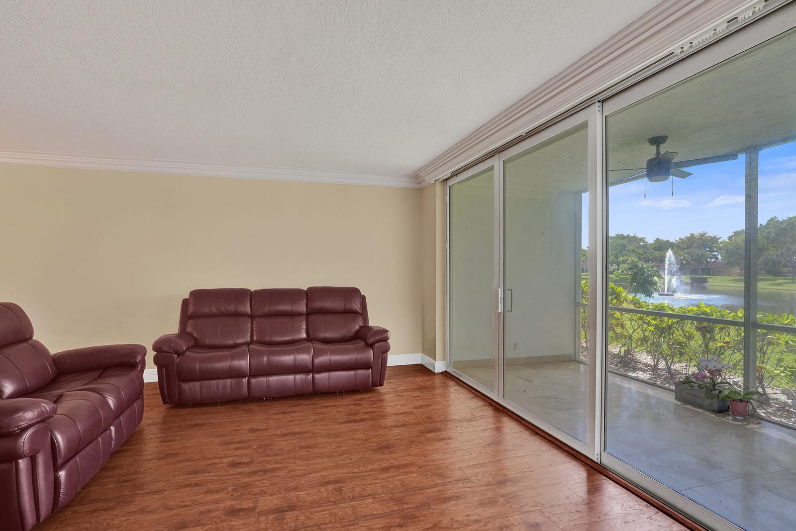 3621 Oaks Clubhouse Drive 101, Pompano Beach, FL 33069 photo 15
