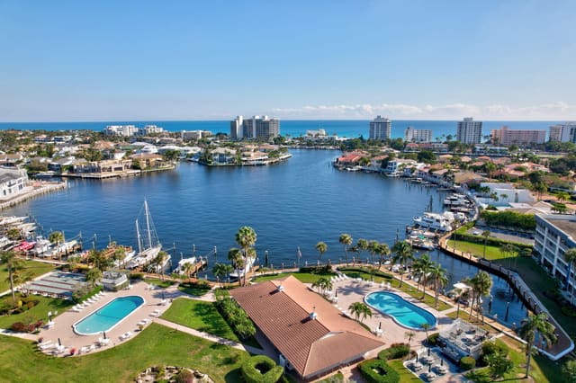 100 Pelican Pointe Drive 101, sold in Pelican Pointe Condo, Delray Beach, FL